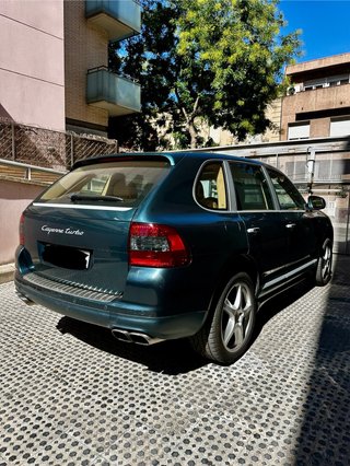 Porsche Cayenne 2004