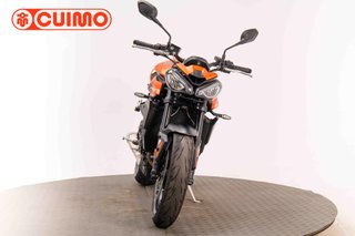 TRIUMPH SPEED TRIPLE