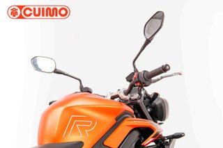 TRIUMPH SPEED TRIPLE