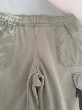 Pantalón chándal niño Nike verde oliva