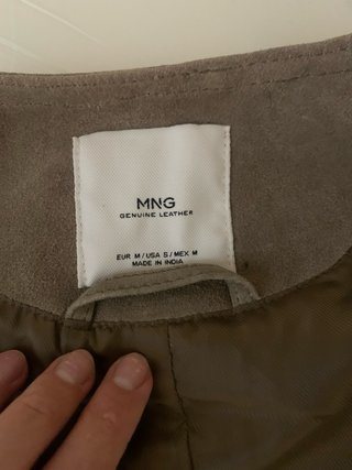 Chaqueta de ante MNG con flecos
