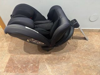 Silla de coche para bebé negra