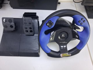 Volante Logitech Driving Force UC2