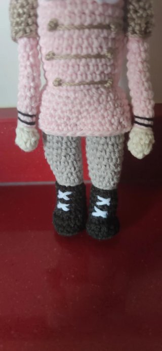 Cascanueces Crochet Rosa y Negro