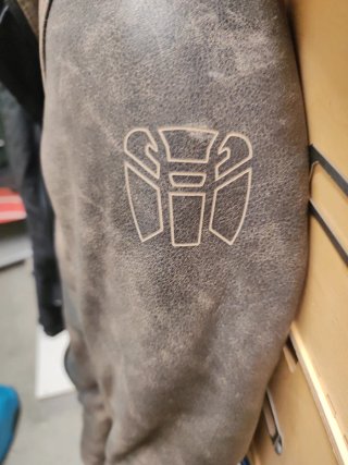 Chaqueta Piel Moto Mujer Marrón. Talla 125