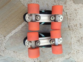 Patines 4 Ruedas Vintage Negros 36