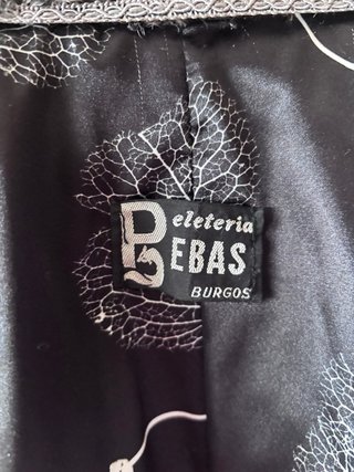 Abrigo de astracán gris