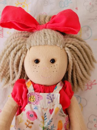 Muñeca de trapo La Nina como nueva