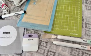 Cricut Joy Kit Taglierina Vinile e Accessori