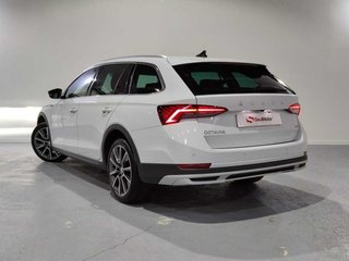 Skoda Octavia Combi 2.0 TDI Scout 4x4 DSG 147 kW (200 CV)