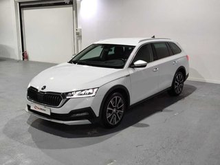 Skoda Octavia Combi 2.0 TDI Scout 4x4 DSG 147 kW (200 CV)