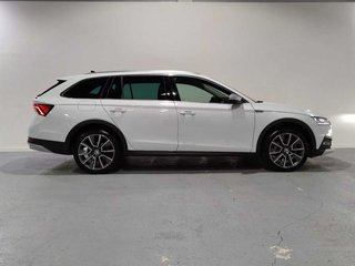 Skoda Octavia Combi 2.0 TDI Scout 4x4 DSG 147 kW (200 CV)