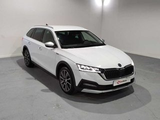 Skoda Octavia Combi 2.0 TDI Scout 4x4 DSG 147 kW (200 CV)