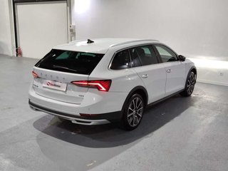 Skoda Octavia Combi 2.0 TDI Scout 4x4 DSG 147 kW (200 CV)
