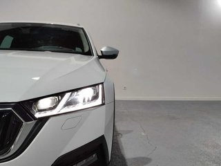 Skoda Octavia Combi 2.0 TDI Scout 4x4 DSG 147 kW (200 CV)