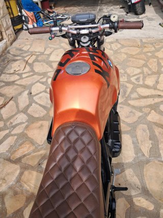 BMW K75 Scrambler Naranja