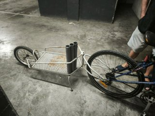 Bicicleta United con carro de pesca