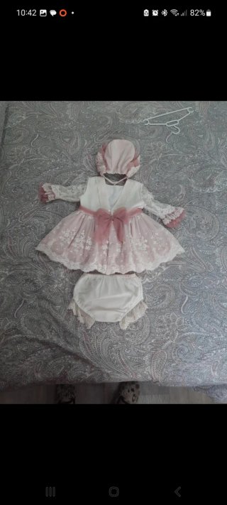 Vestido de ceremonia para niña con sombrero