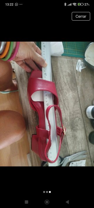 Sandalias tacón cuadrado burdeos