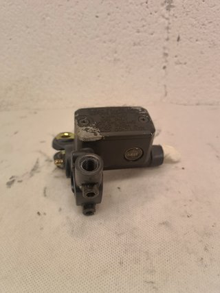 Bomba embrague Monster 620 695 800 S2R Ducati