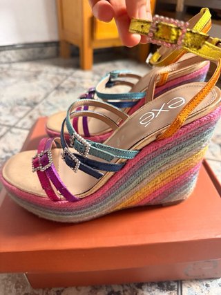 Cuñas fiesta Exé multicolor, talla 39