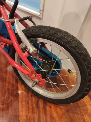 Bicicleta 14 pulgadas Niño 5-8 años. CONOR