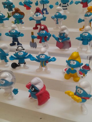 25 Puffi Peyo McDonald's 2018