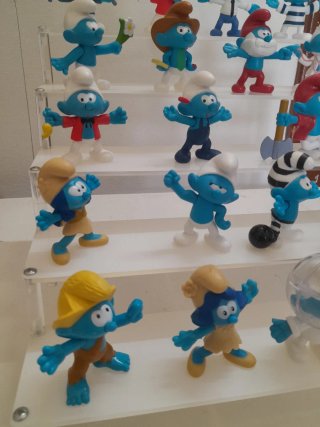 25 Puffi Peyo McDonald's 2018