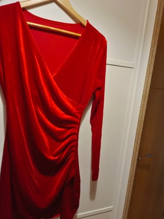 Vestido Terciopelo Rojo Manga Larga