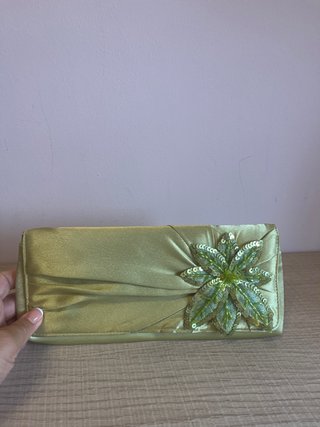 Bolsos de fiesta negros y verdes