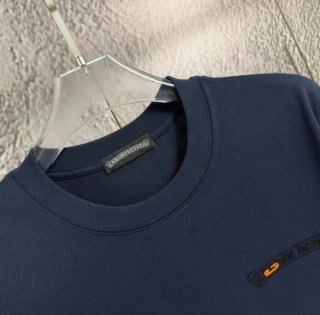 Camiseta azul marca Chrome Hearts