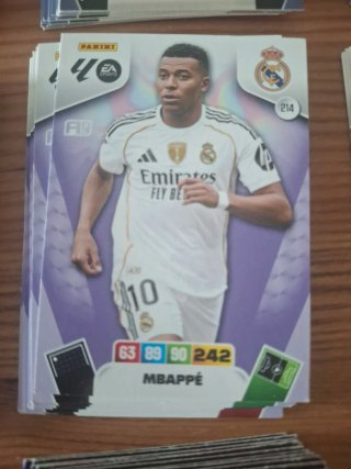 Cromos Adrenalyn XL 25-26 309 uds.