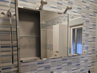 Mueble espejo baño con apliques