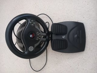 Volante y Pedales Superdrive GS550
