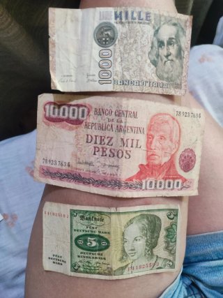 Billetes antiguos.