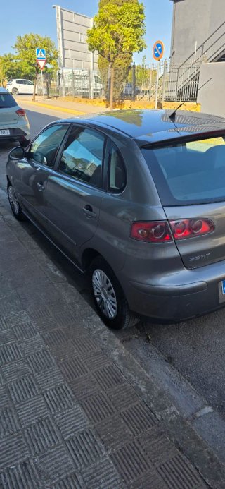 SEAT Ibiza 2004