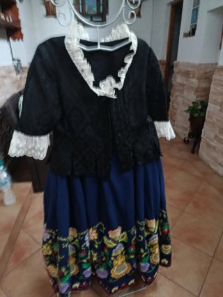 Traje de Serrana a Estrenar