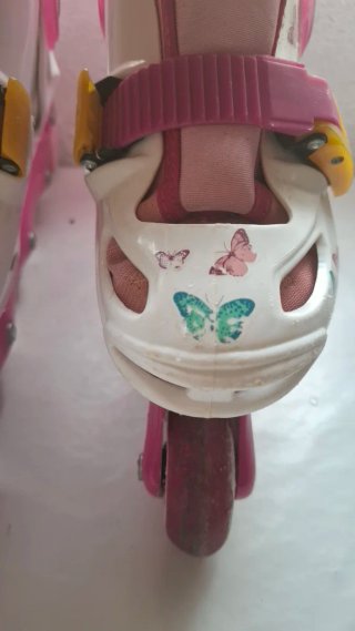 Patines Barbie Niña Rosas Mariposas