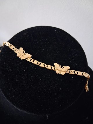 Pulsera de oro laminado con mariposas