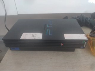 Consola PS2 Negra con 2 Ma