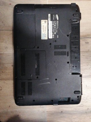 Samsung R540 Portátil (Falla Pantalla)
