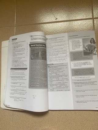 FUTURE PROSPECTS 1 Student's book: libro de tex...