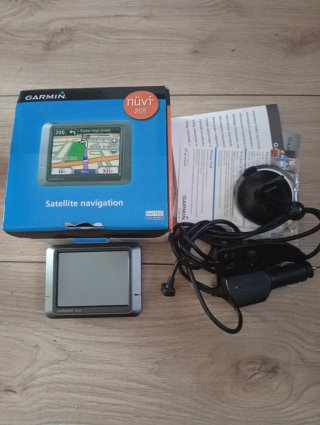 GPS Garmin nüvi 205 con accesorios