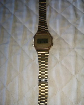 Reloj Casio A-168 retro-vintage años 80/90