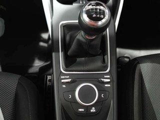 Audi Q2 design 30 TFSI 85 kW (116 CV)