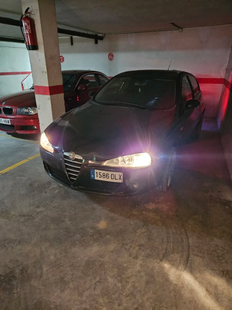 Alfa Romeo 147 2005 - foto 1