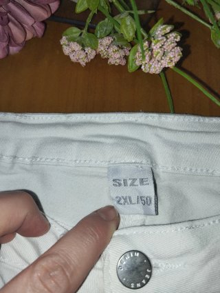 2 Vaqueros Elásticos Blancos
