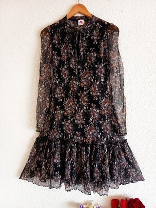 Vestido Negro de Gasa con Flores TXsS