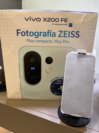 Vivo X200 FE 512GB Azzurro + Vivo TWS 3e