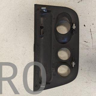 EMBELLECEDOR INFERIOR CONSOLA CENTRAL PEUGEOT 306